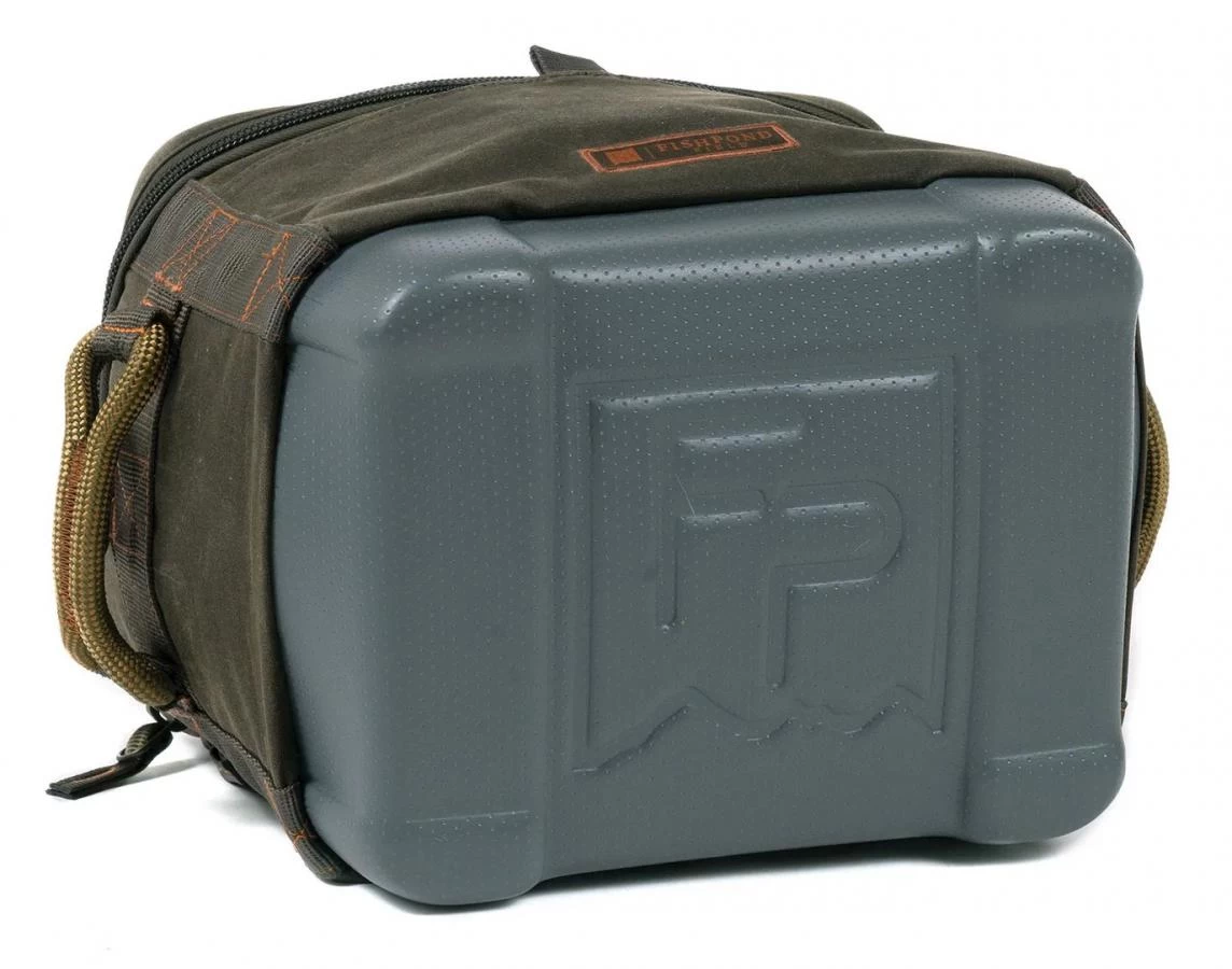 Fishpond Blizzard Cooler Peat Moss 4 Fishpond Blizzard Cooler Peat Moss - Image 4