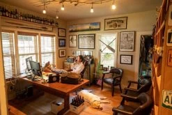 Fishpond Boulder Briefcase Peat Moss 15 Fishpond Boulder Briefcase Peat Moss -Fishing Equipment Shop Fishpond Boulder Briefcase Peat Moss BB PM boulderbriefcase3 lecoq