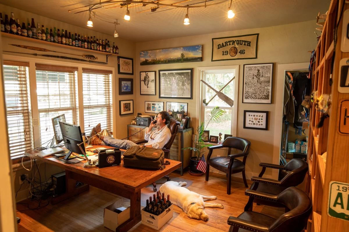 Fishpond Boulder Briefcase Peat Moss 7 Fishpond Boulder Briefcase Peat Moss - Image 7