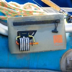 Fishpond Thunderhead Submersible Pouch Shale 9 Fishpond Thunderhead Submersible Pouch Shale -Fishing Equipment Shop Fishpond Thunderhead Submersible Pouch Shale THP S thunderhead sub pouch 4