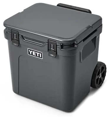 YETI Roadie 48 Wheeled Cool Box Charcoal 4 YETI Roadie 48 Wheeled Cool Box Charcoal - Image 4