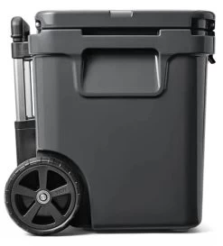 YETI Roadie 48 Wheeled Cool Box Charcoal 24 YETI Roadie 48 Wheeled Cool Box Charcoal -Fishing Equipment Shop YETI Roadie 48 Wheeled Cool Box Charcoal SKU 0121 CHA sku 0121 cha 5