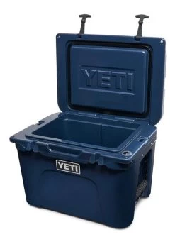 YETI Tundra 35 Cool Box Navy 5 YETI Tundra 35 Cool Box Navy -Fishing Equipment Shop YETI Tundra 35 Cool Box Navy SKU 0102 NVY yeti tundra 35 cool box navy1