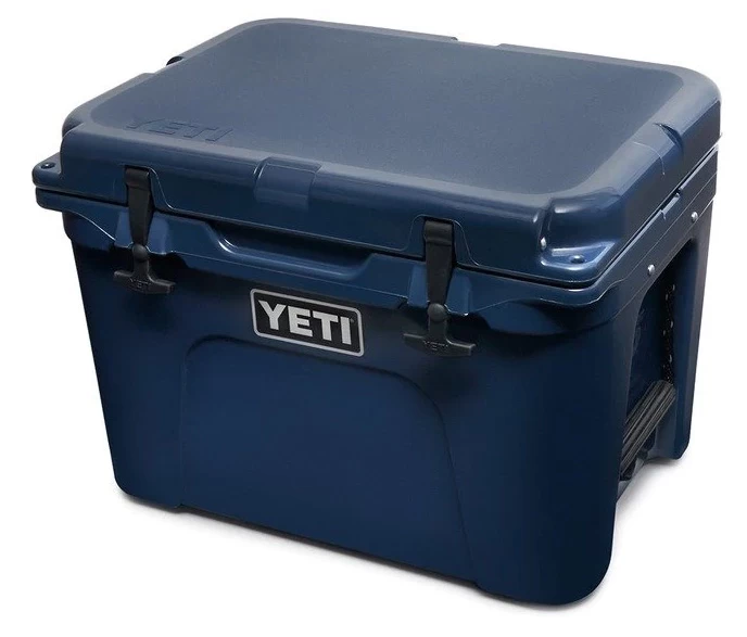 YETI Tundra 35 Cool Box Navy 2 YETI Tundra 35 Cool Box Navy - Image 2